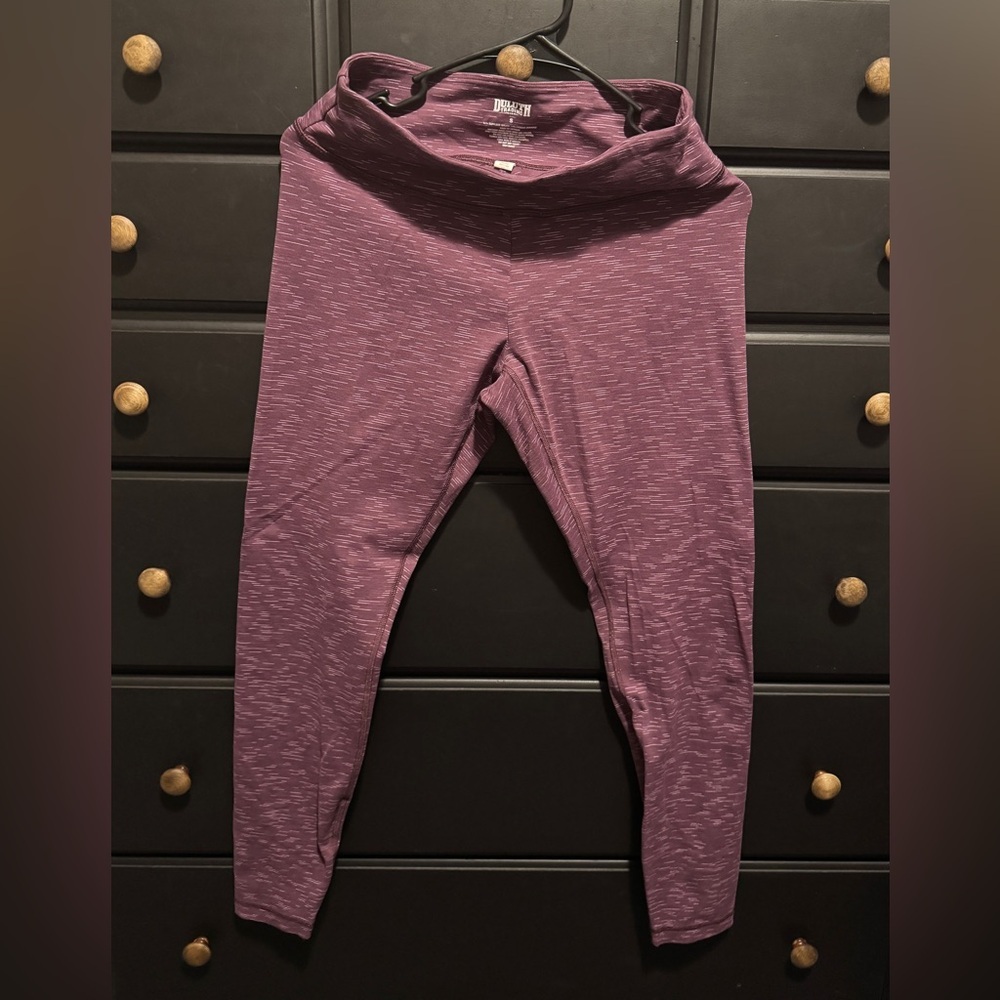 Duluth Trading maroon leggings Size Small